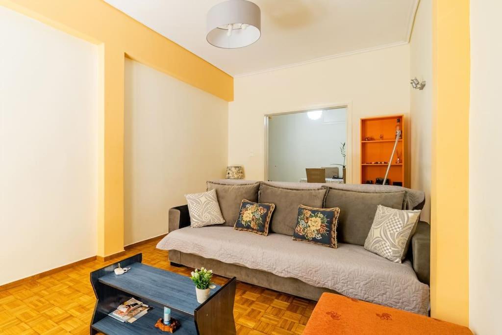 Bright,Comfort House In The Heart Of アテネ エクステリア 写真