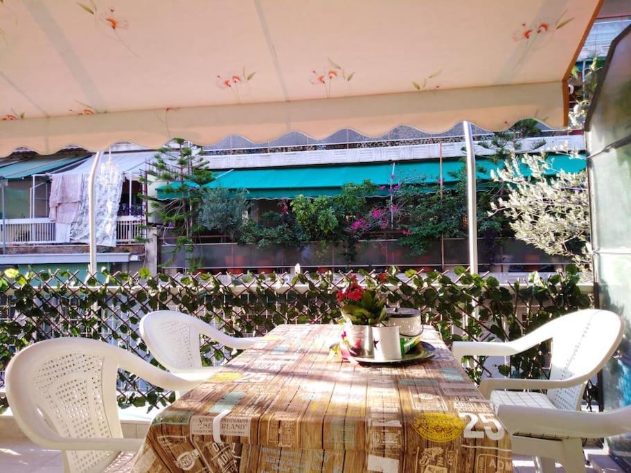 Bright,Comfort House In The Heart Of アテネ エクステリア 写真